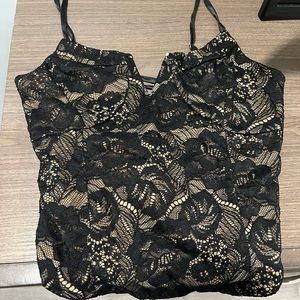 NWT Lulu’s bodysuit